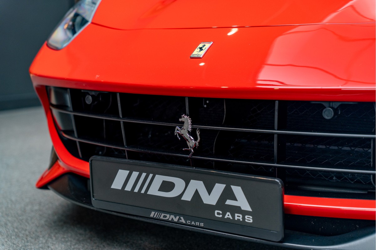 Ferrari F12