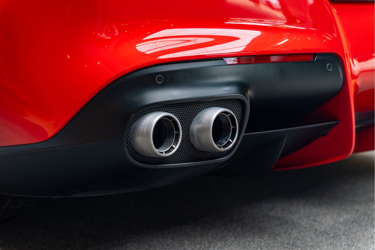 Ferrari F12