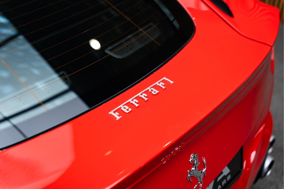 Ferrari F12