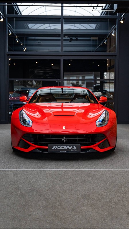 Ferrari F12