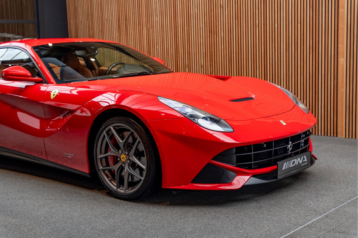 Ferrari F12