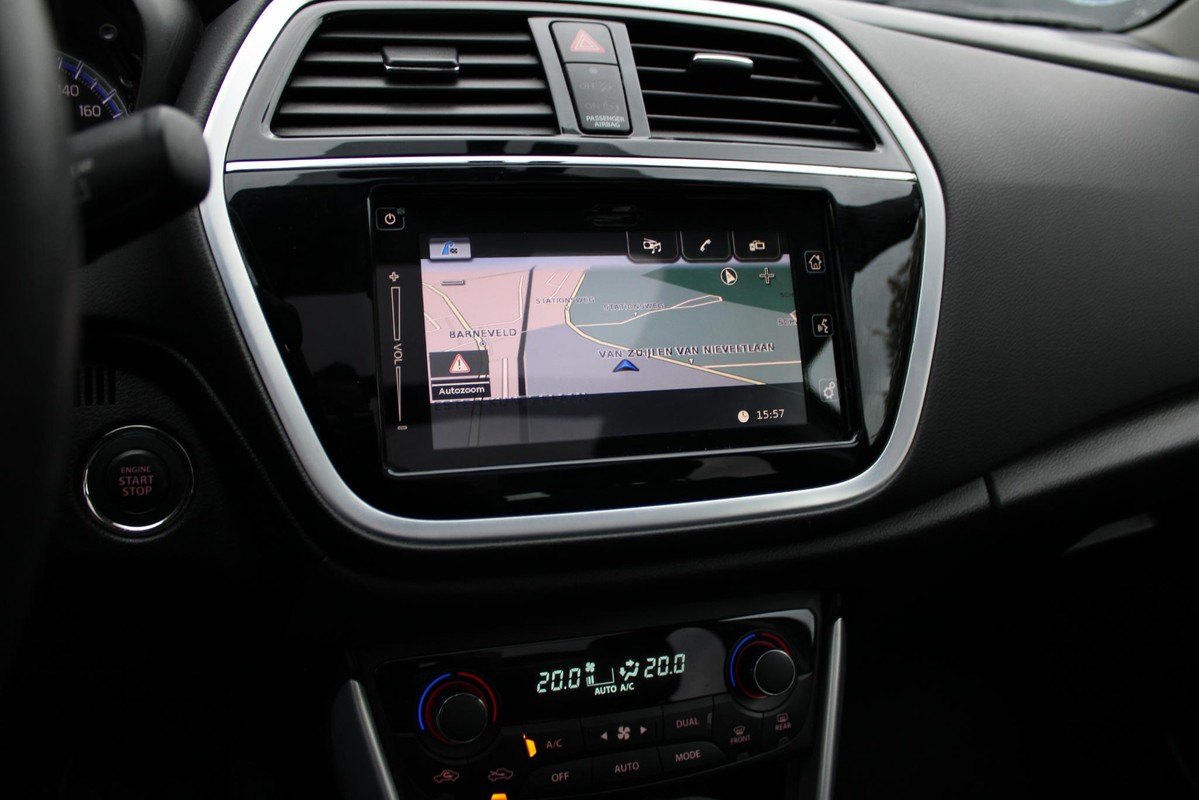 Suzuki S-Cross