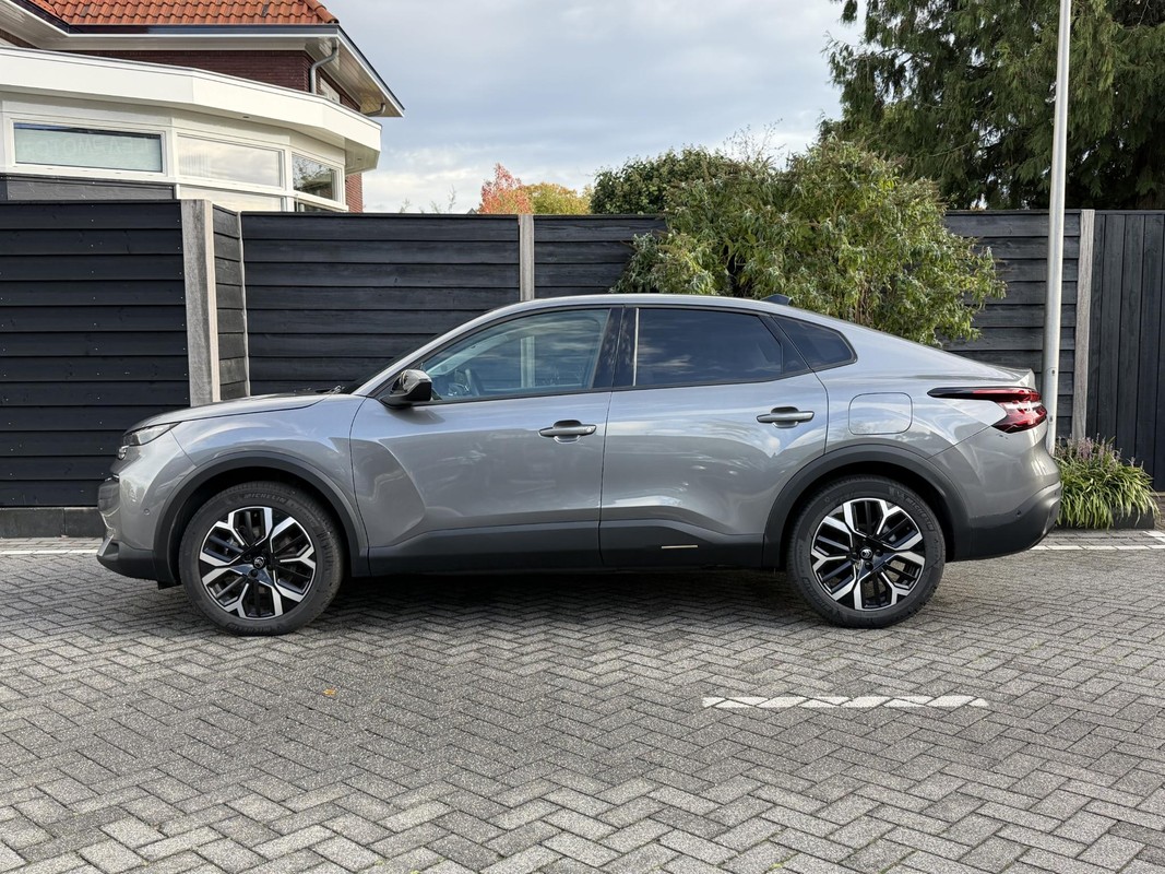 Citroën C4 X