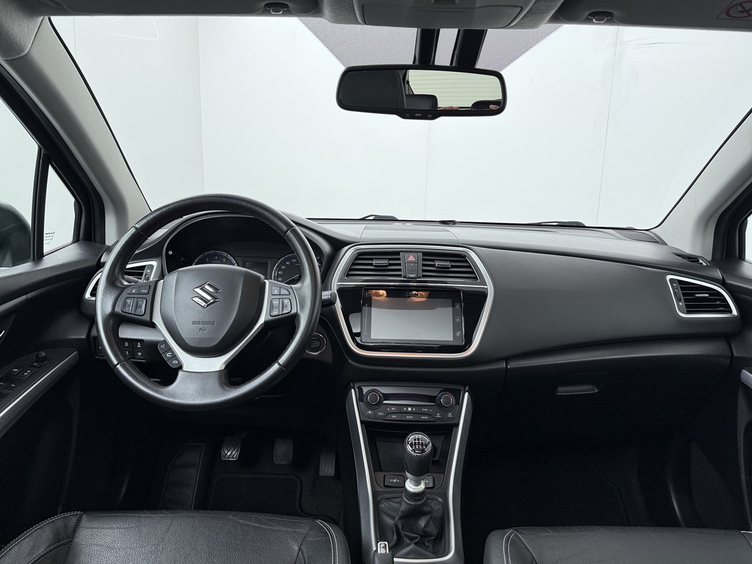 Suzuki S-Cross