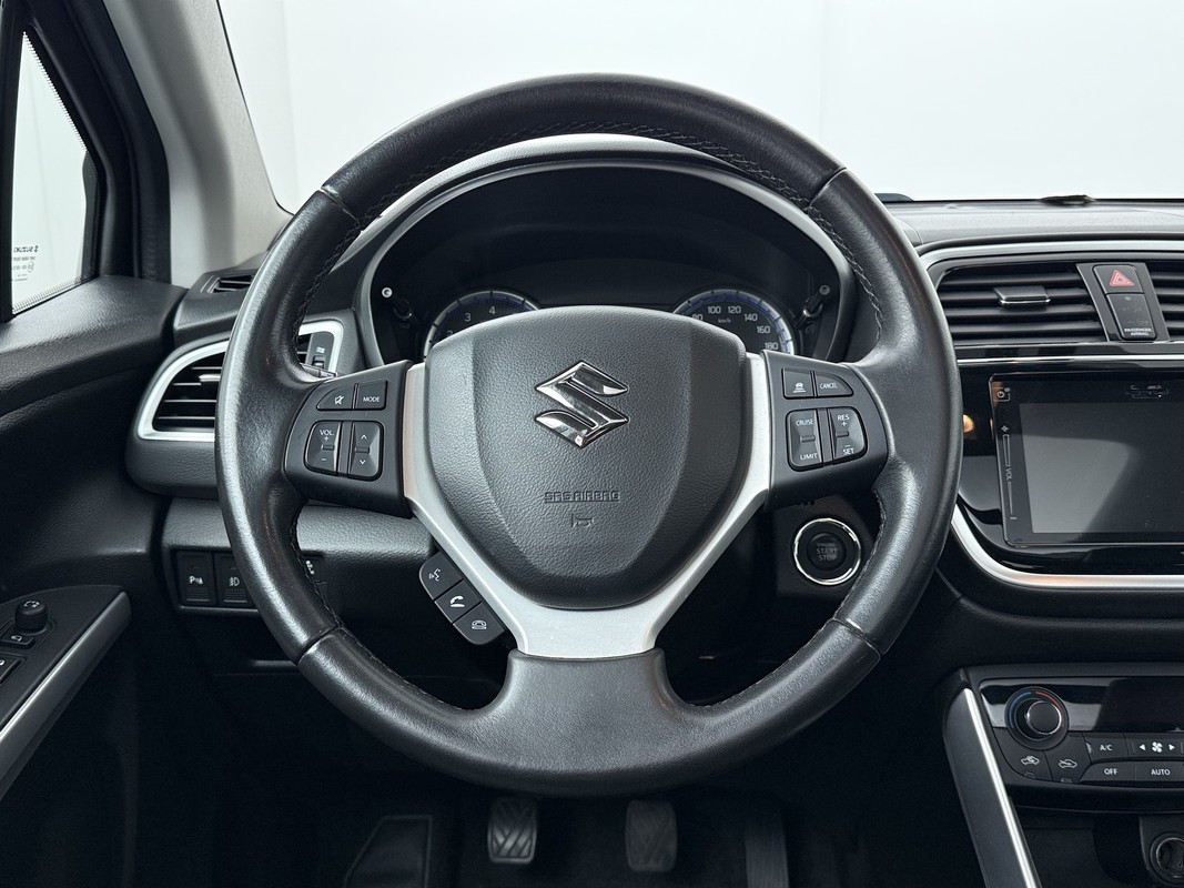 Suzuki S-Cross