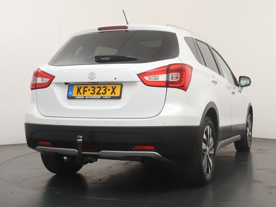 Suzuki S-Cross