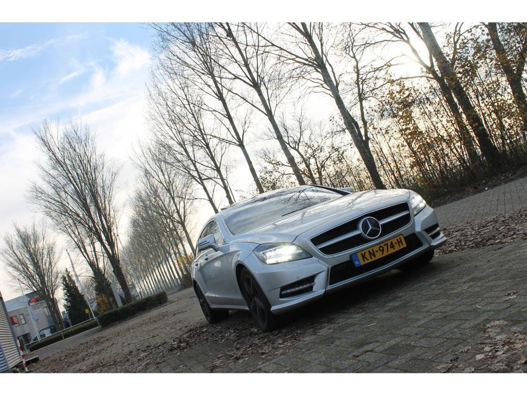 Mercedes-Benz CLS