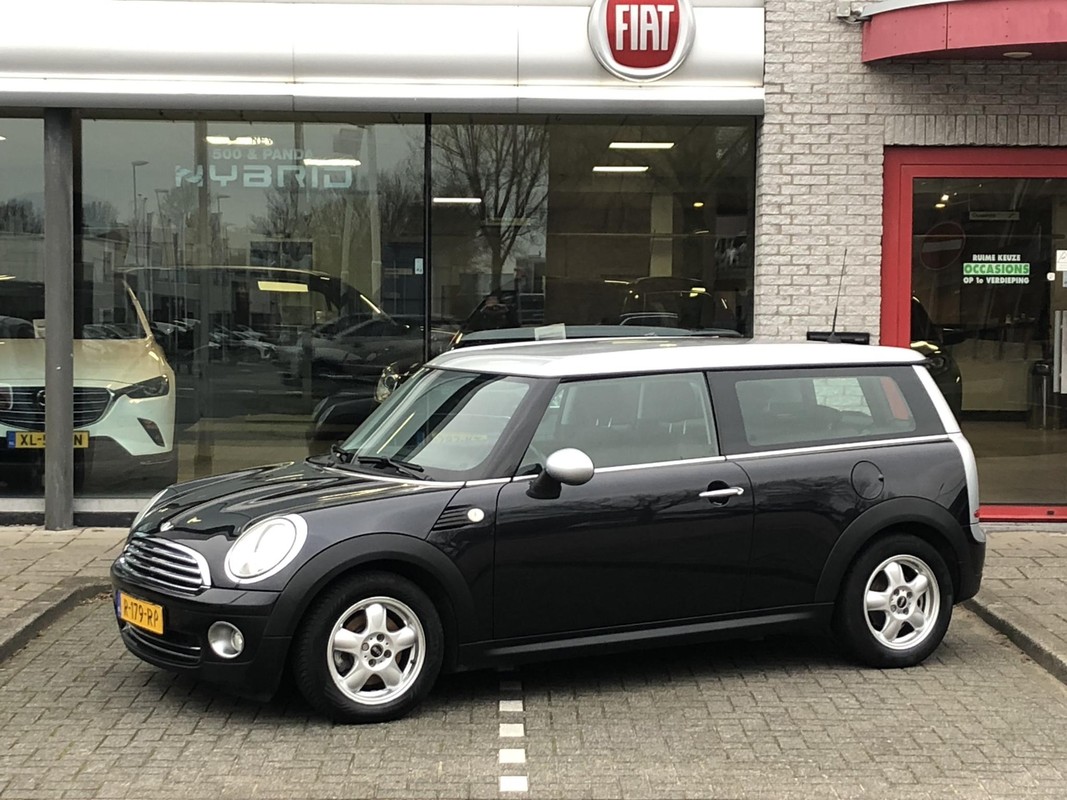 MINI Clubman