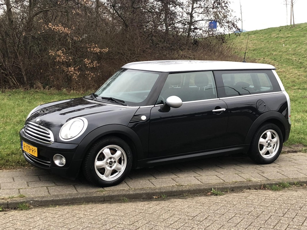 MINI Clubman