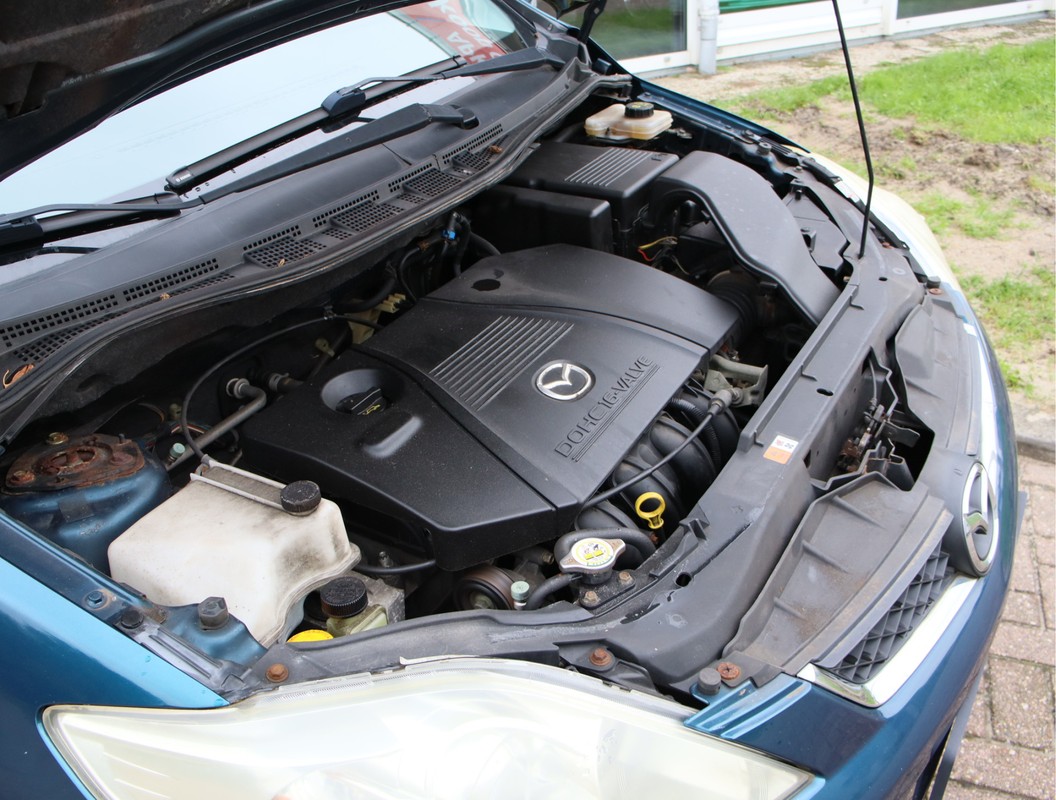 Mazda 5