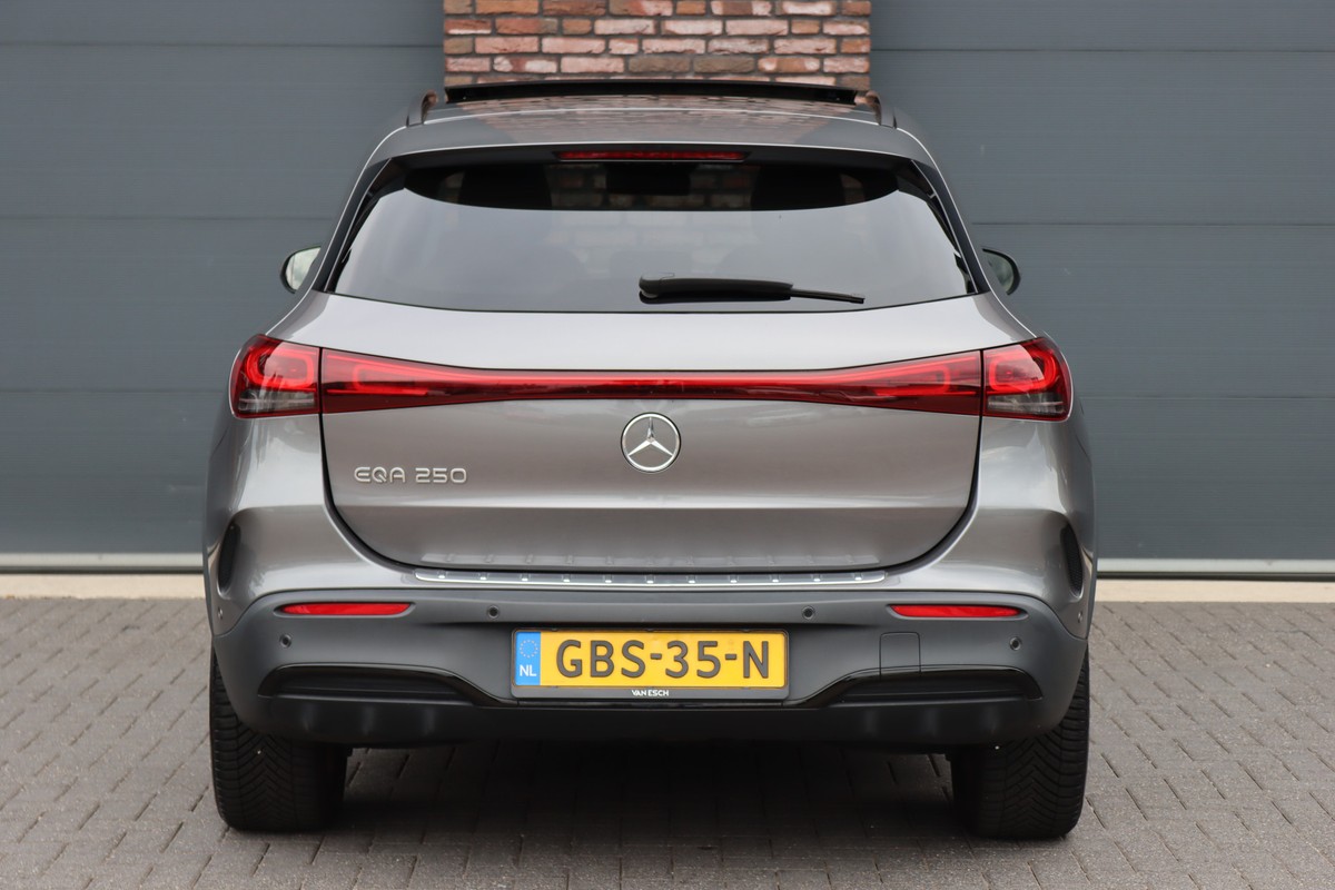 Mercedes-Benz EQA