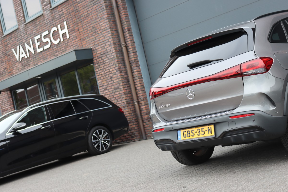 Mercedes-Benz EQA