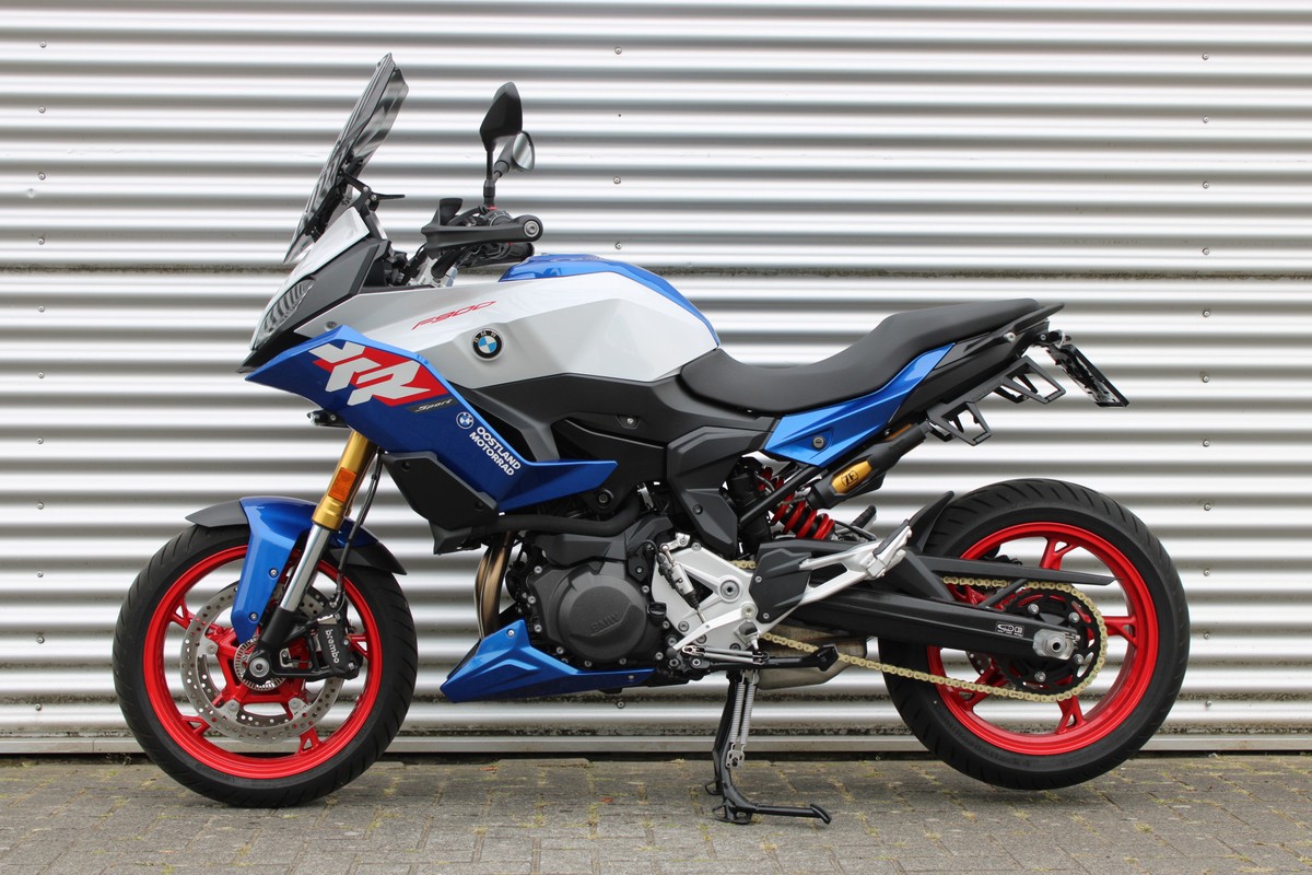 BMW F 900 XR