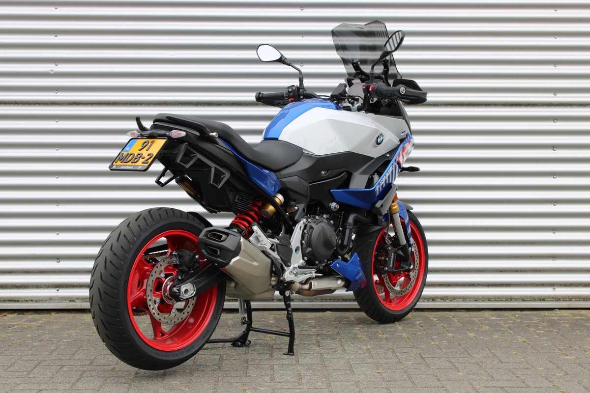 BMW F 900 XR