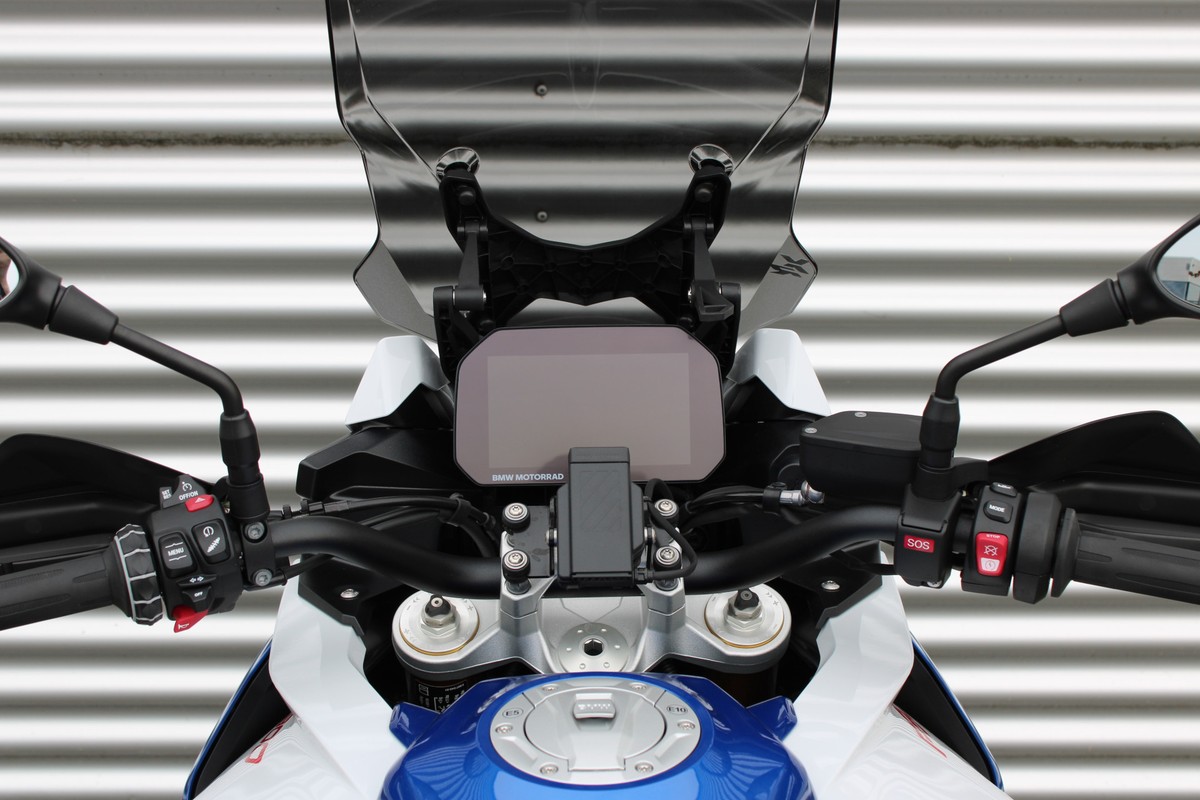 BMW F 900 XR