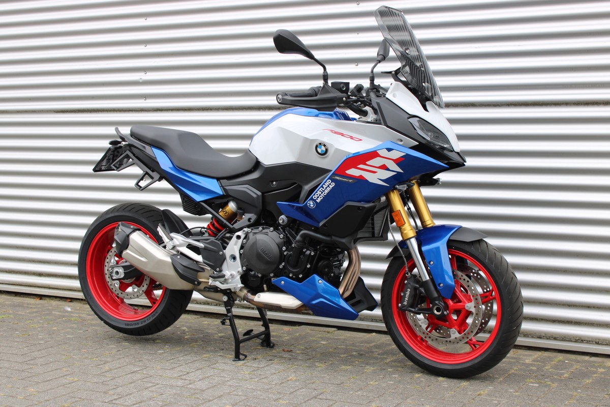 BMW F 900 XR