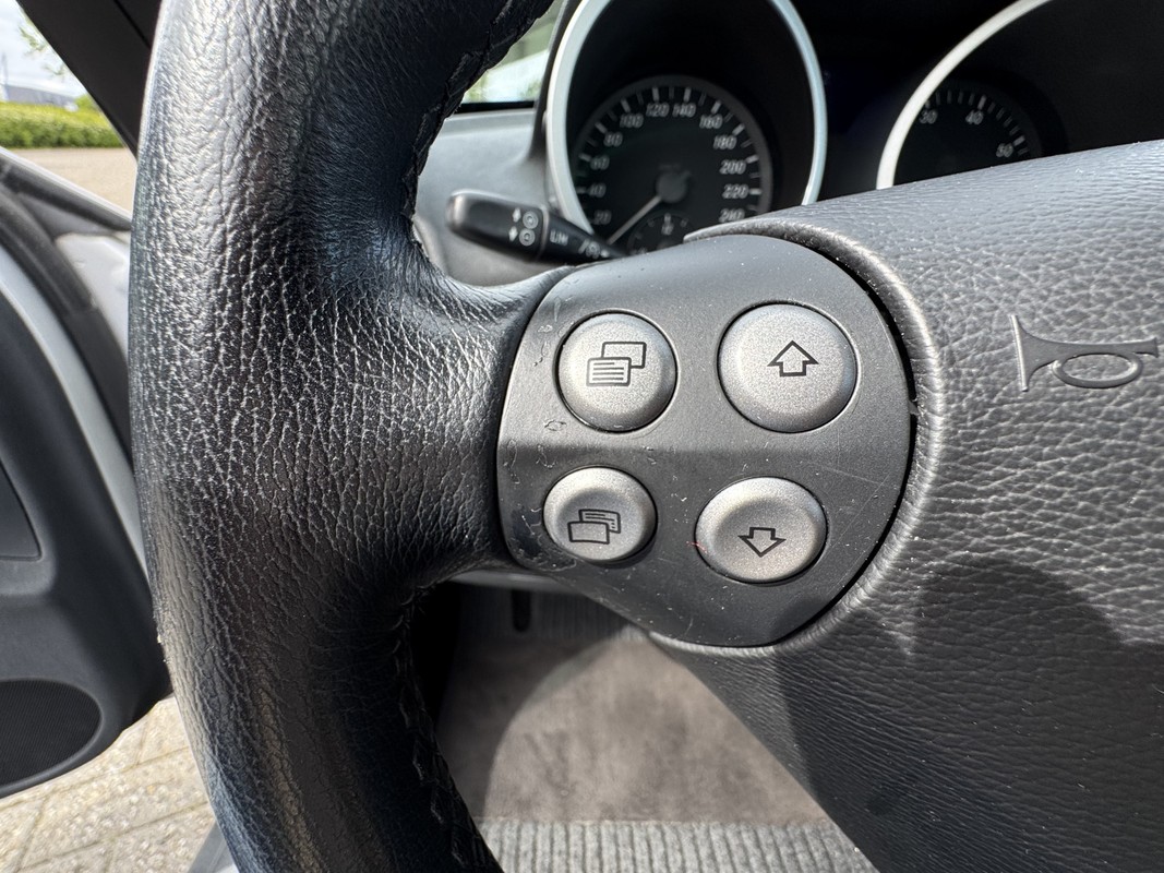 Mercedes-Benz SLK