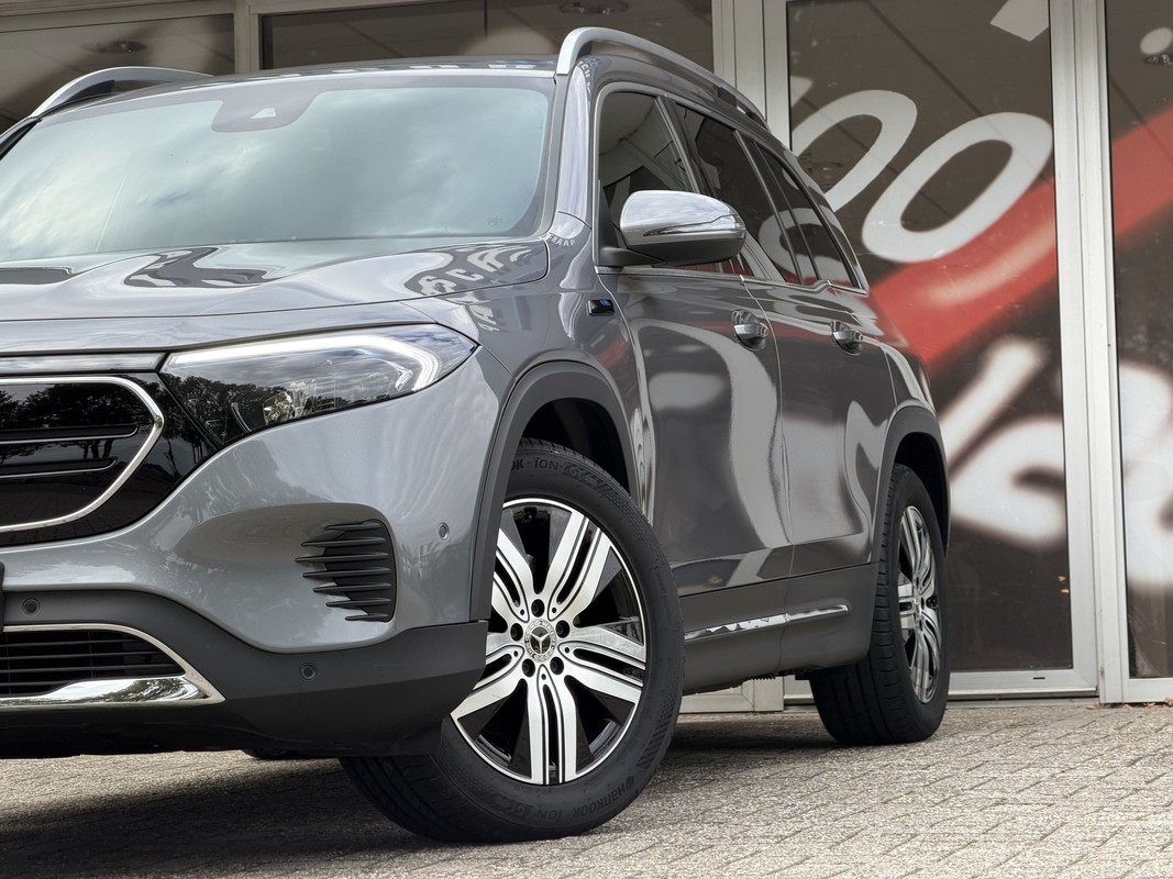 Mercedes-Benz EQB
