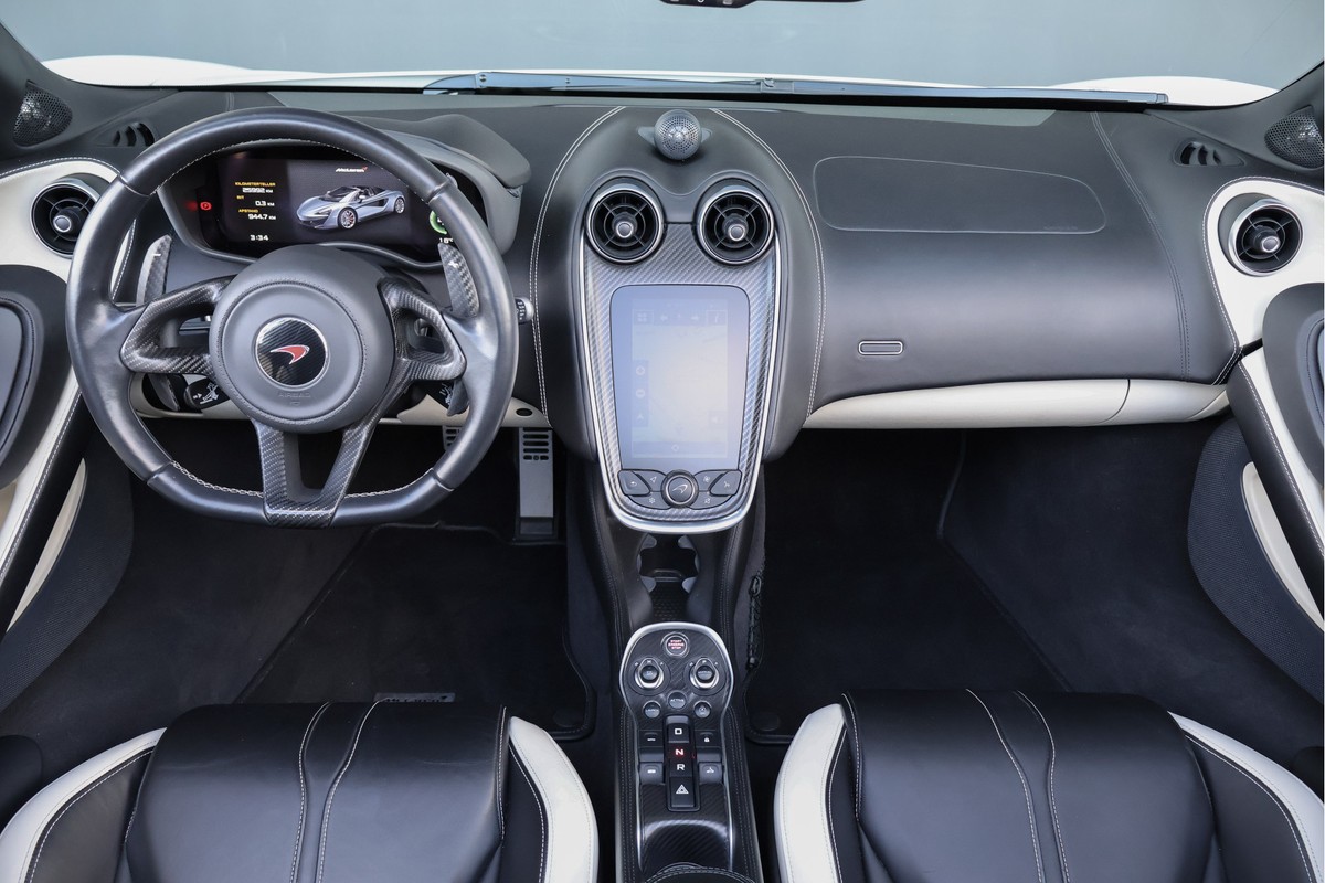 McLaren 570S