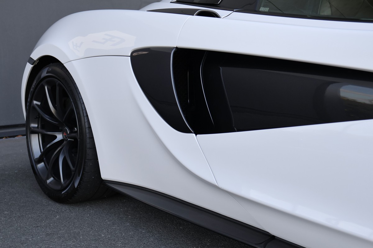 McLaren 570S
