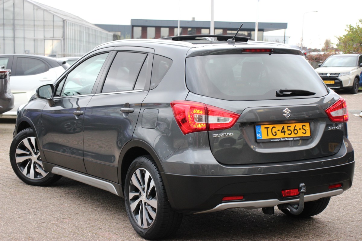 Suzuki S-Cross