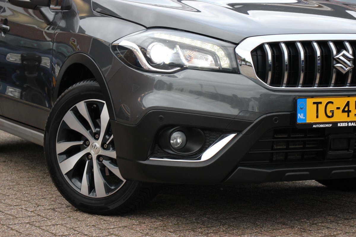 Suzuki S-Cross
