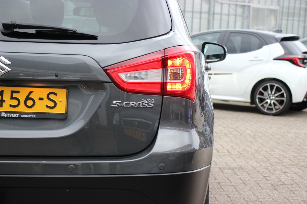 Suzuki S-Cross