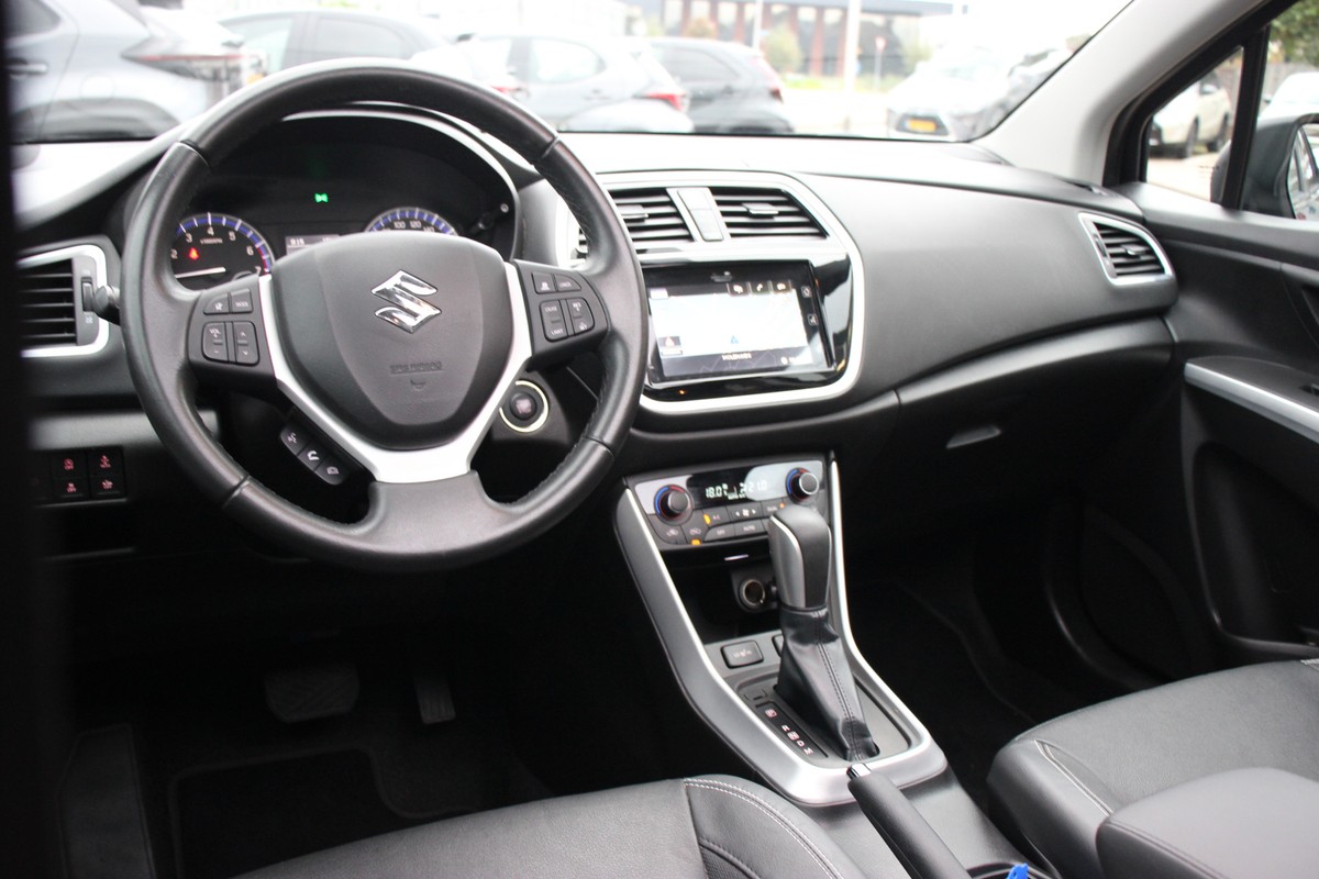 Suzuki S-Cross