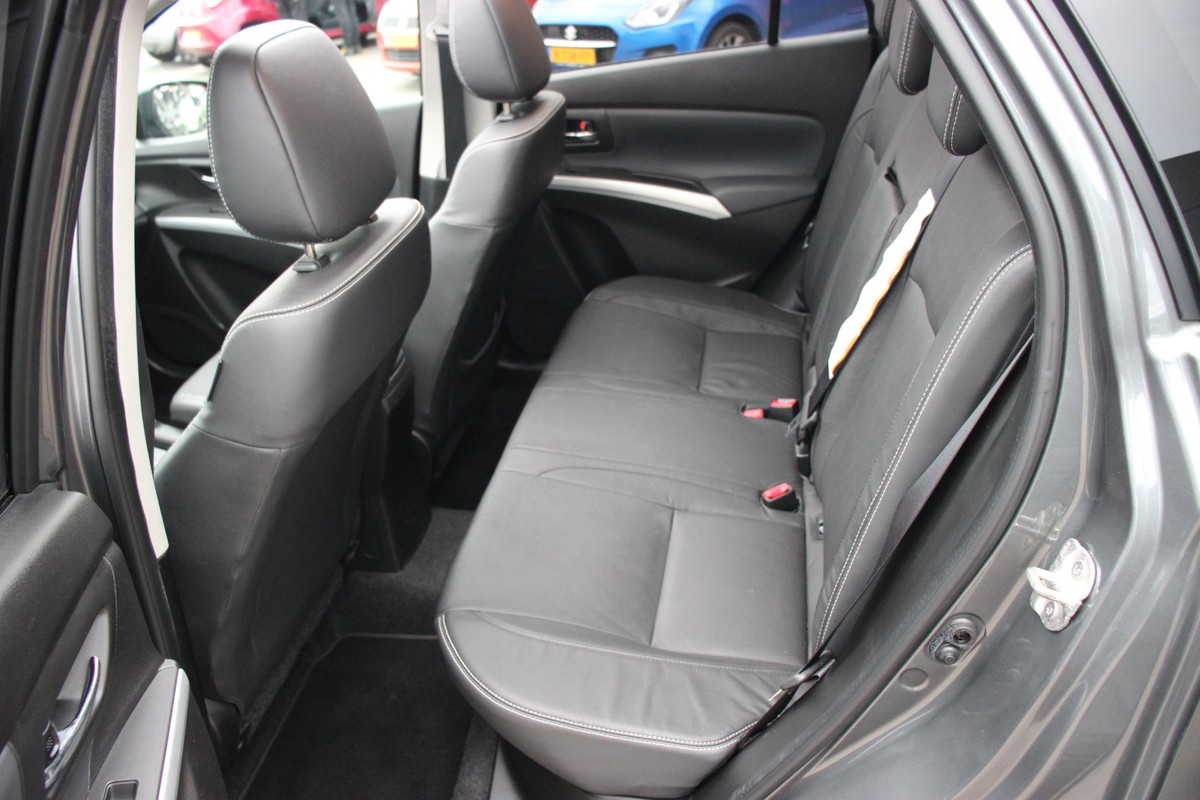Suzuki S-Cross