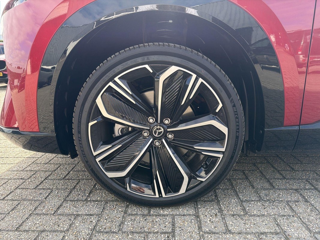 Mazda CX-6e