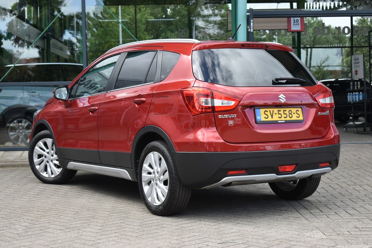 Suzuki S-Cross