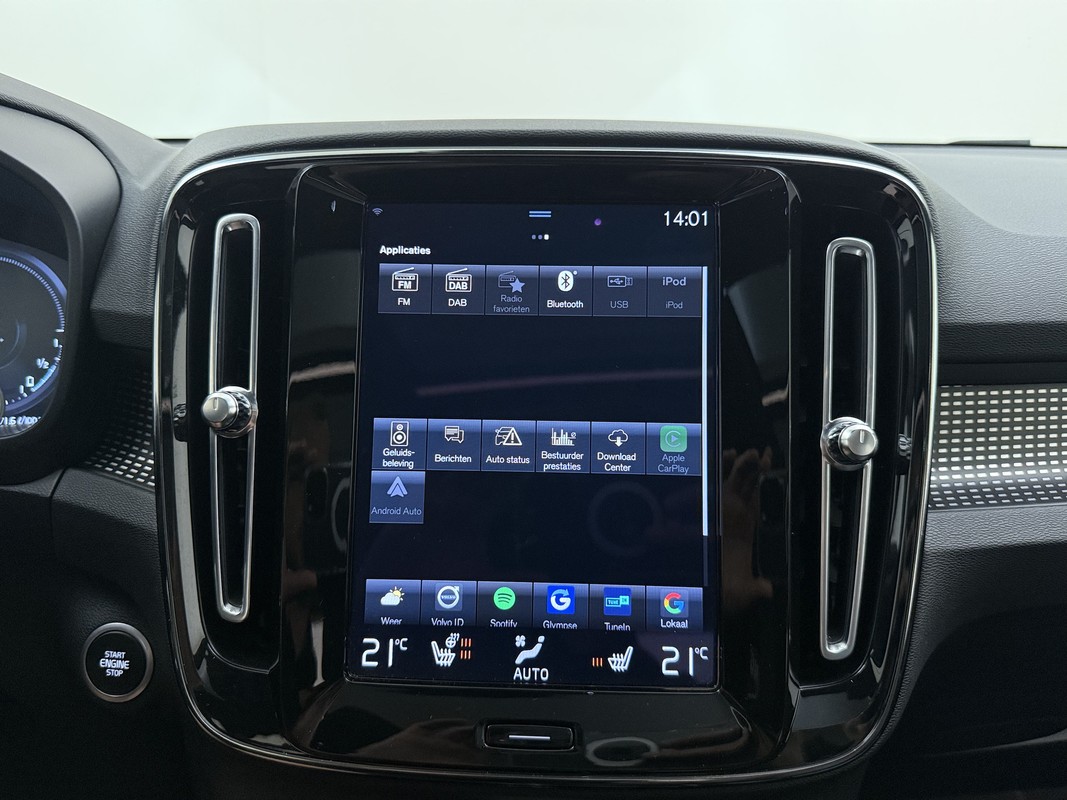 Volvo XC40