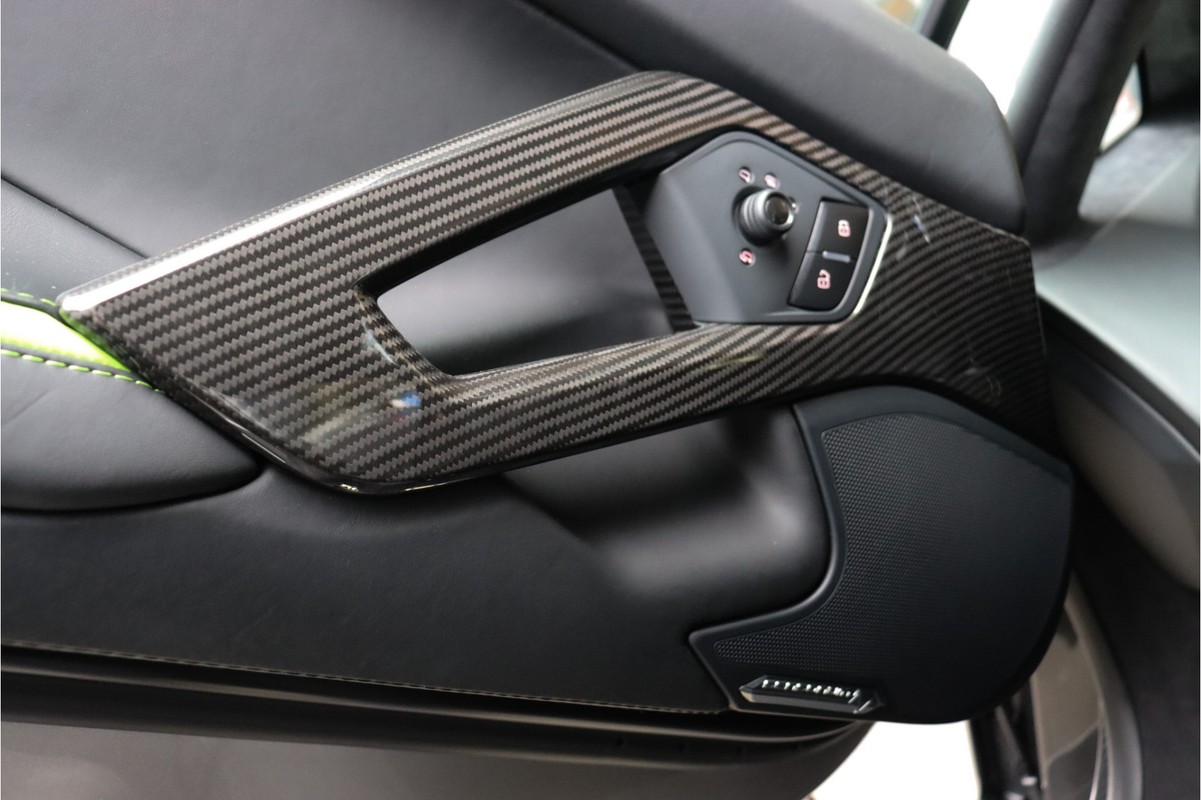 Lamborghini Aventador