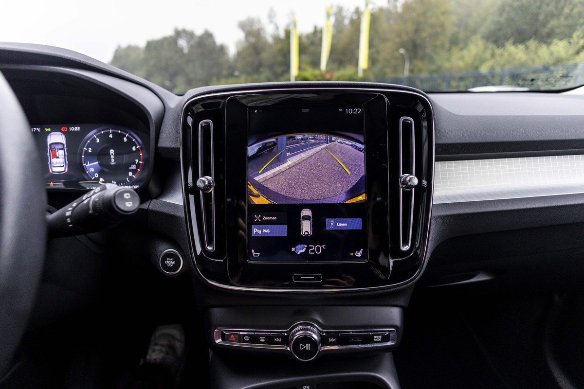 Volvo XC40