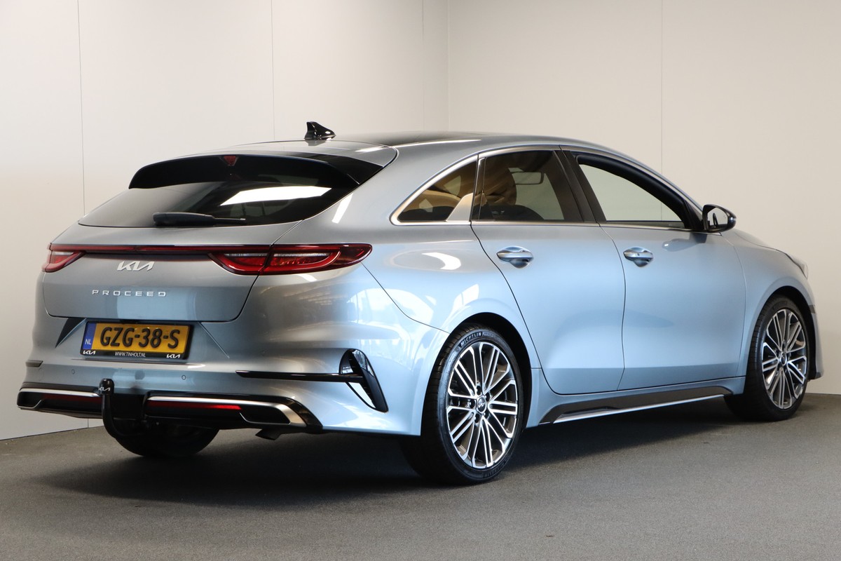 Kia ProCeed