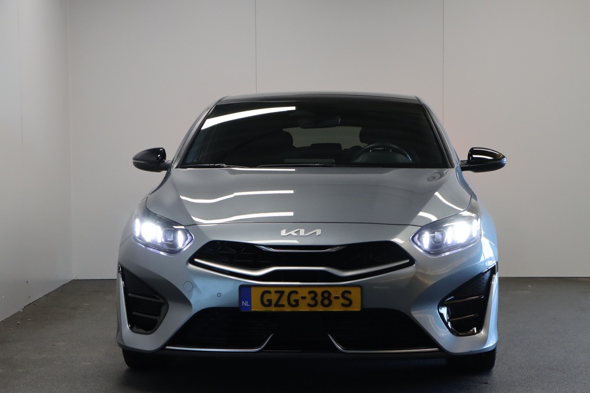 Kia ProCeed
