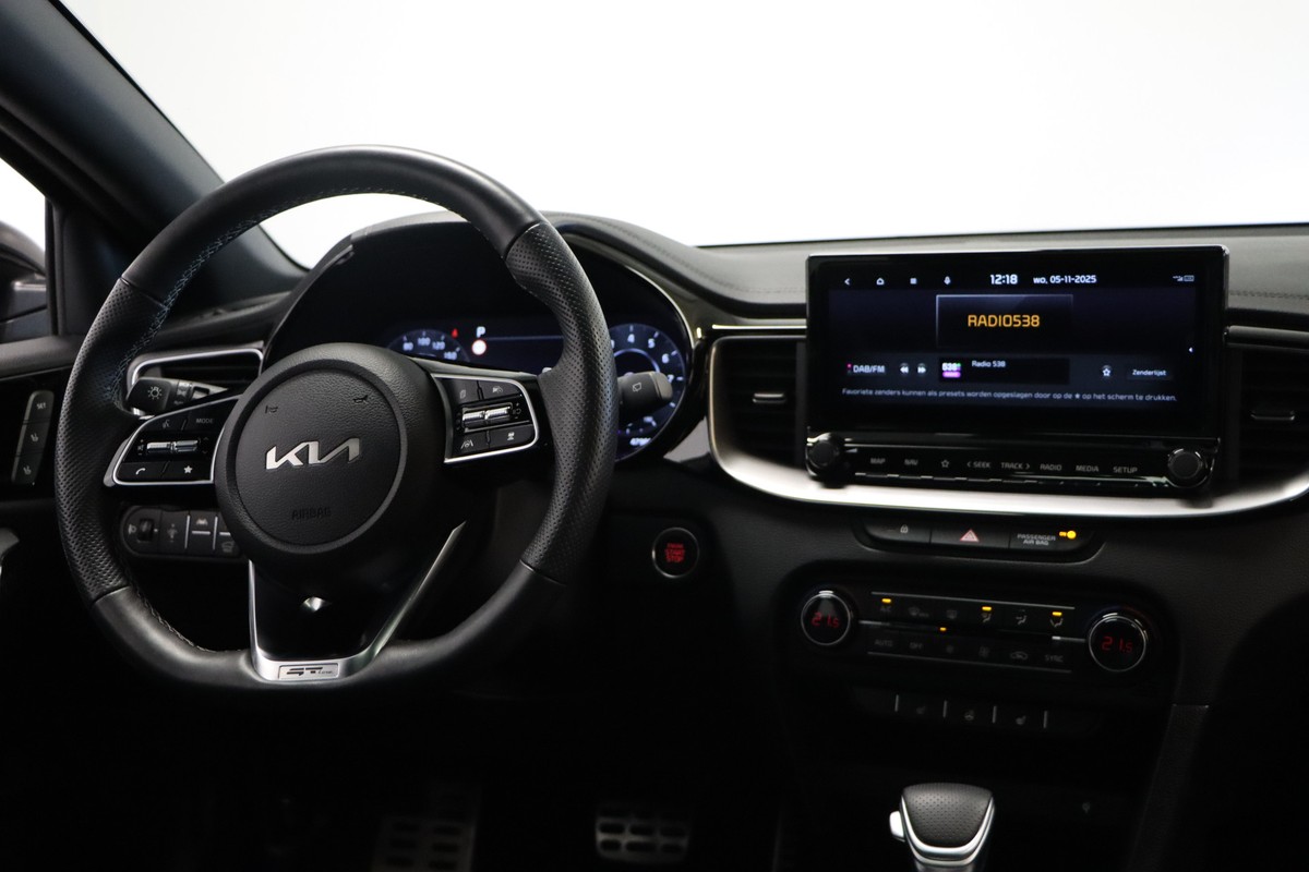 Kia ProCeed