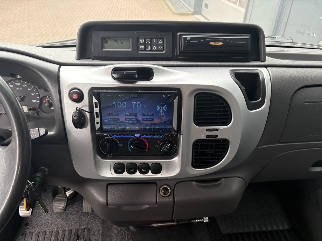 Ford Nugget