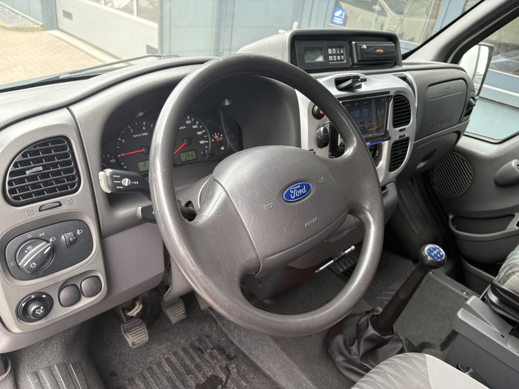 Ford Nugget