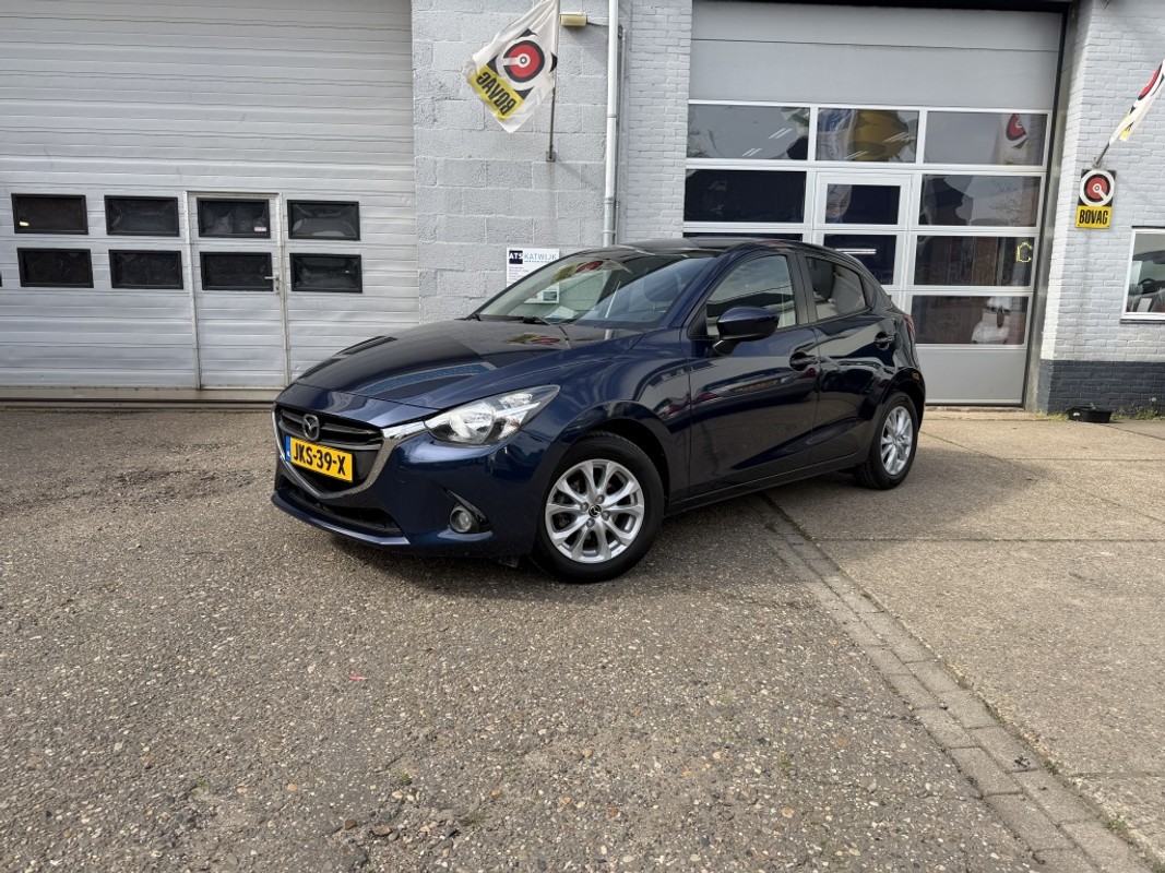 Mazda 2