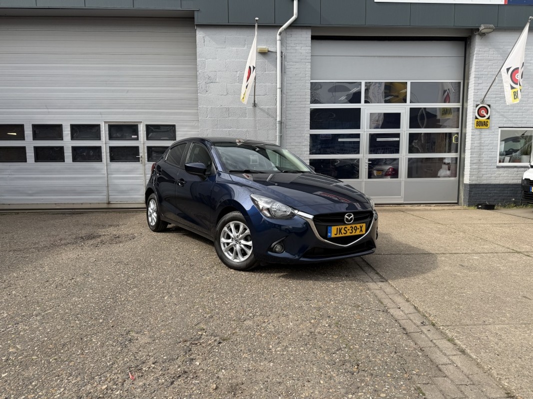 Mazda 2