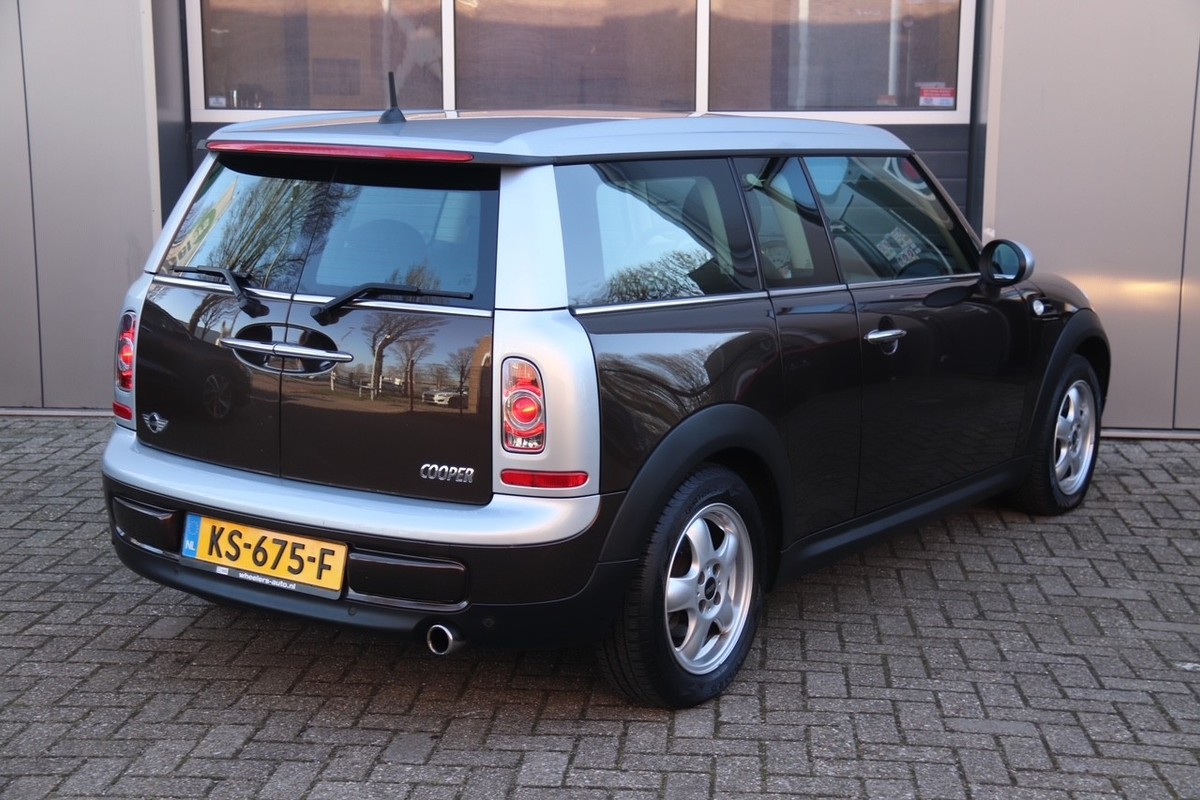 MINI Clubman
