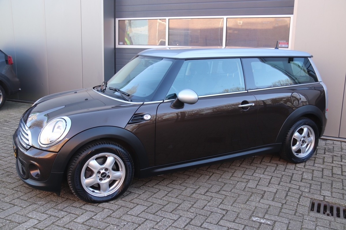 MINI Clubman