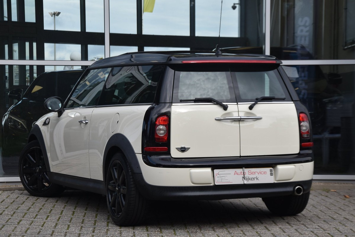 MINI Clubman