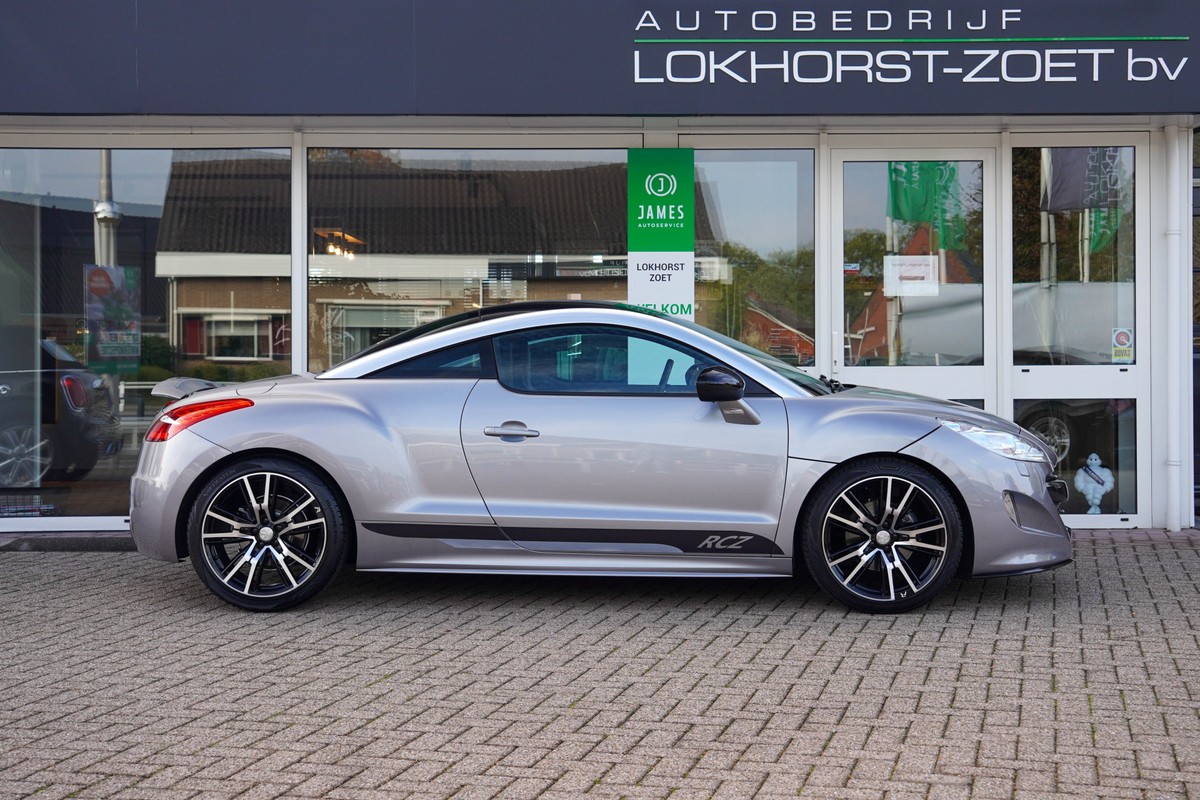 Peugeot RCZ