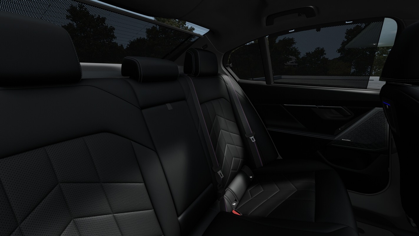 BMW i5