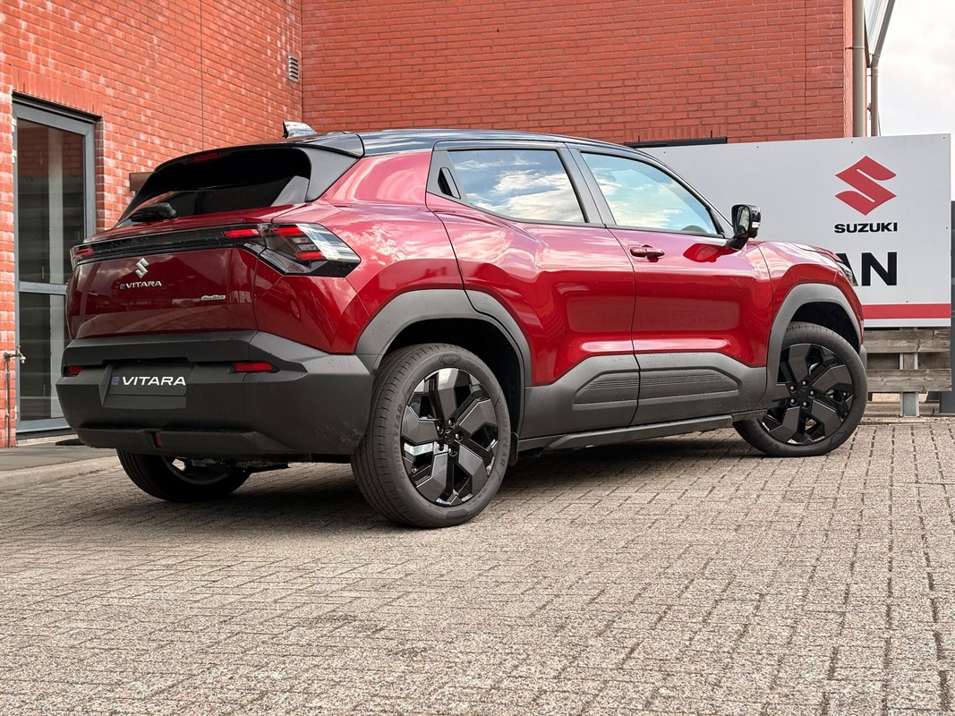 Suzuki e Vitara