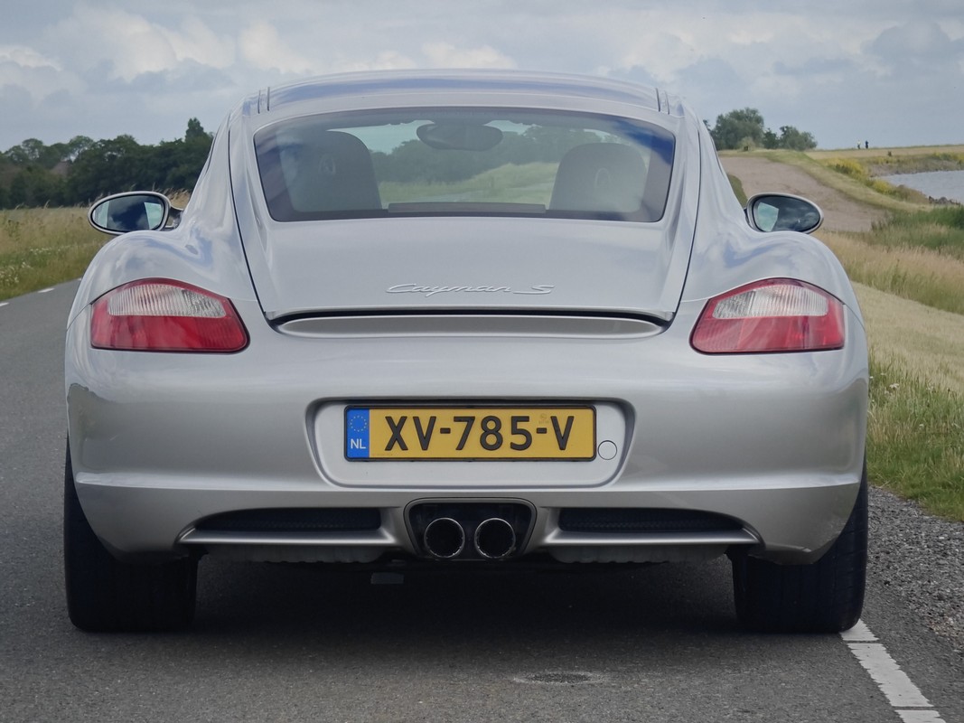 Porsche Cayman