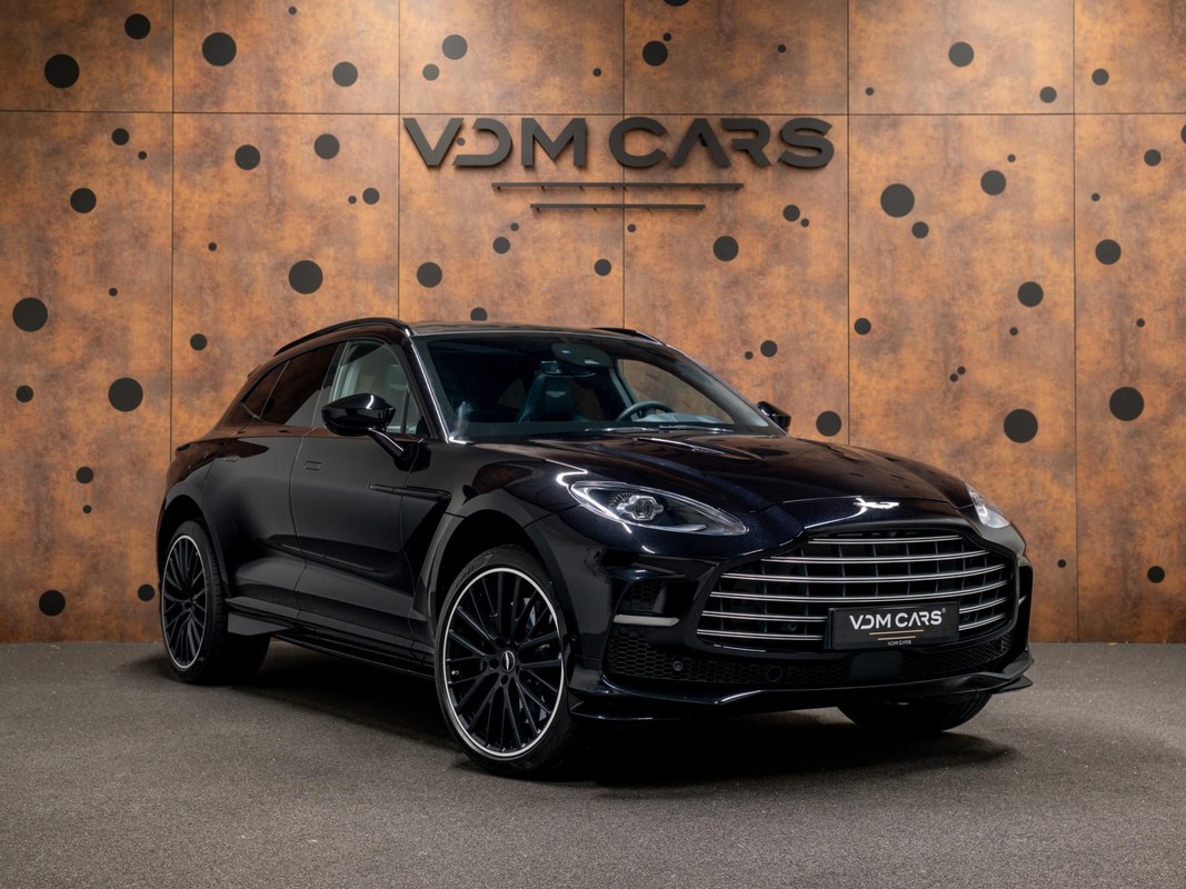 Aston Martin DBX