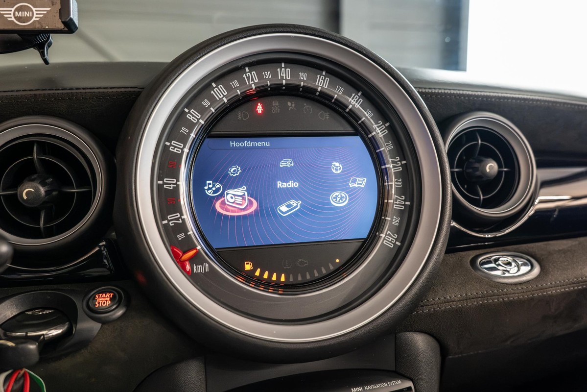 MINI Cooper Cabrio